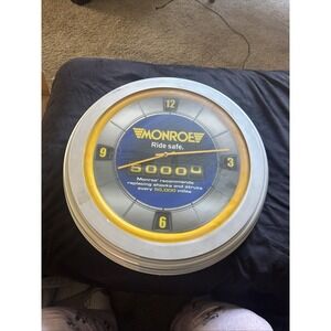 Vintage Monroe Light Up Advertising Clock‎